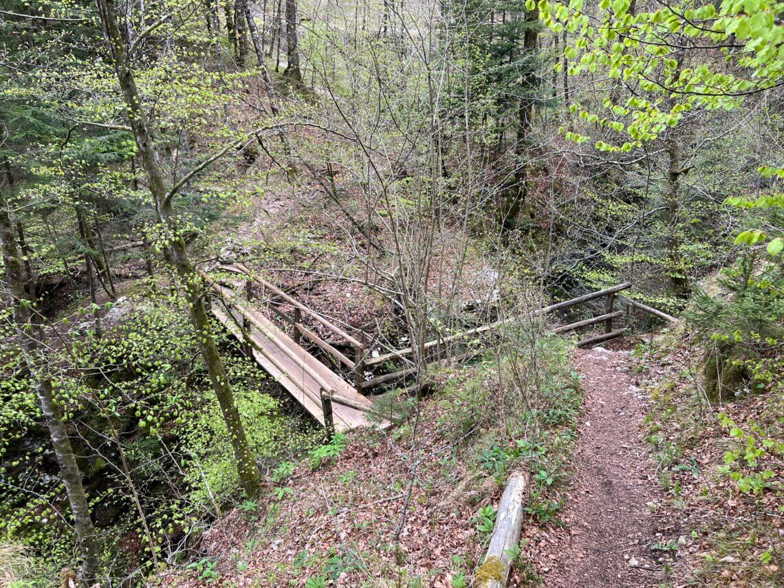 Wandelingen in Kamniško Bistrica langs diepe kloven, wel opletten dus! 