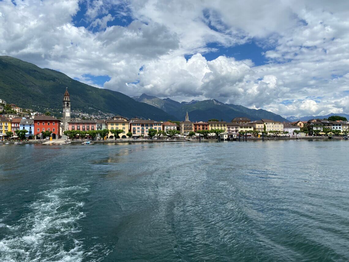 Uitzicht vanaf de boot op Ascona.