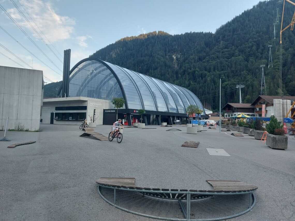 Een aangelegd bike parcours bij de Valisera Bahn