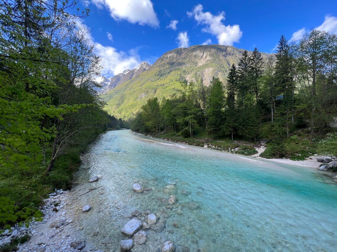 De prachtige Soça vallei, één van de must-see bezienswaardigheden in Slovenië.