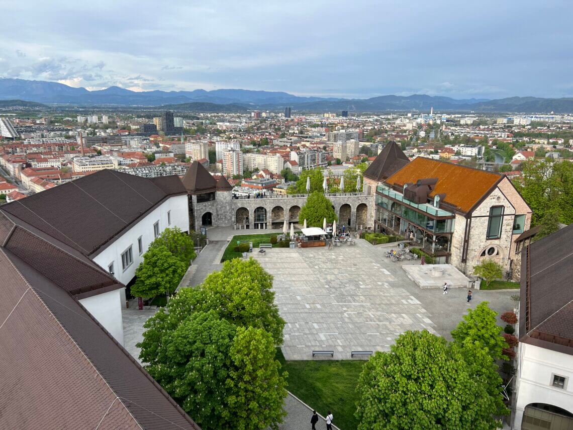 Het kasteel in Ljubljana is zeker een niet te missen bezienswaardigheid in Slovenië.